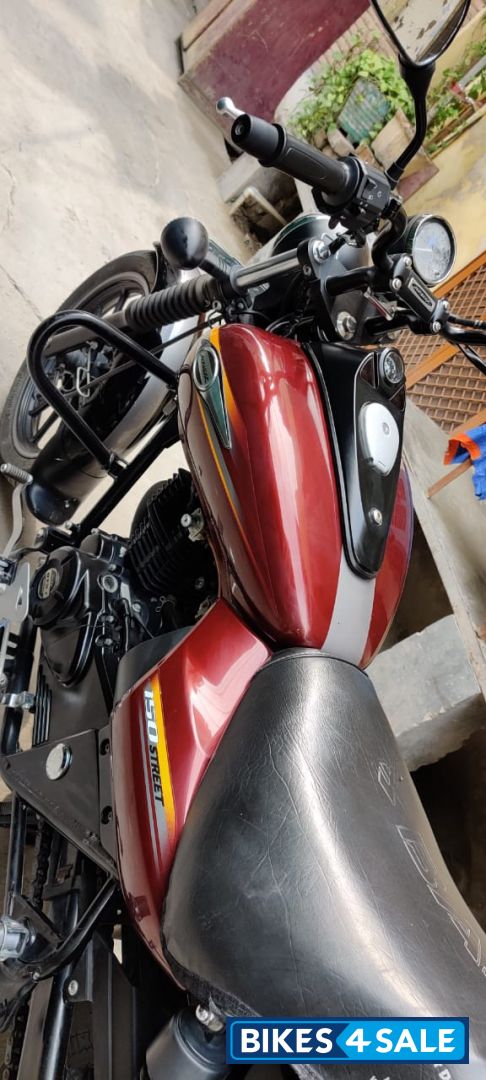 Bajaj Avenger Street 150
