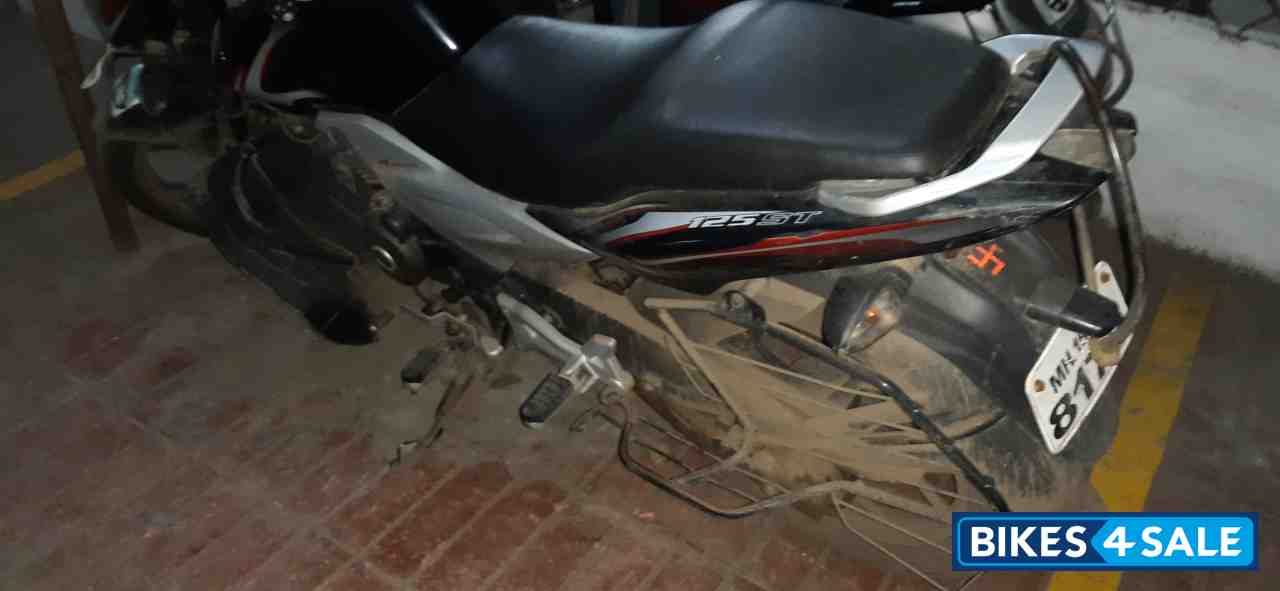 Bajaj Discover 125 ST