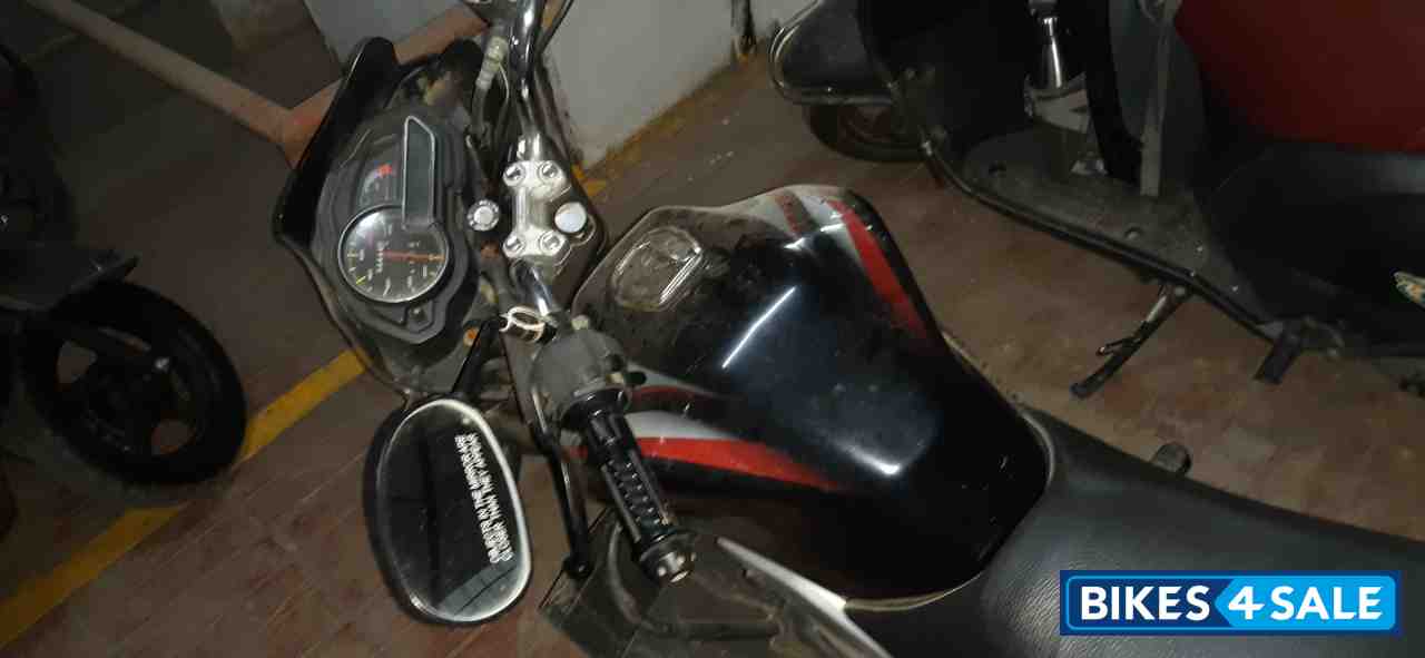 Bajaj Discover 125 ST
