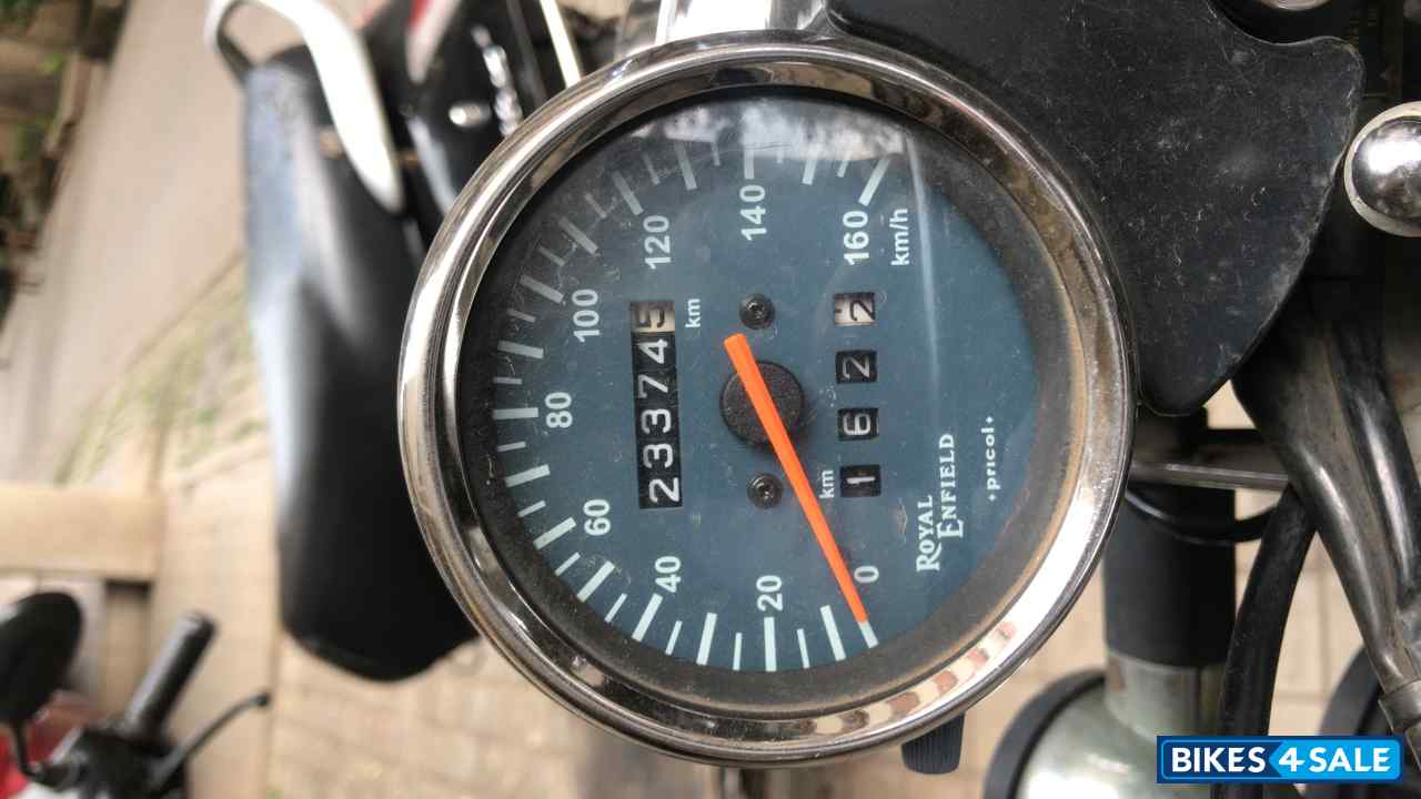 Royal Enfield Thunderbird TwinSpark 350 Royal Enfield Thunderbird TwinSpark 350