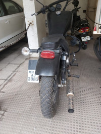 Black Royal Enfield Thunderbird 350