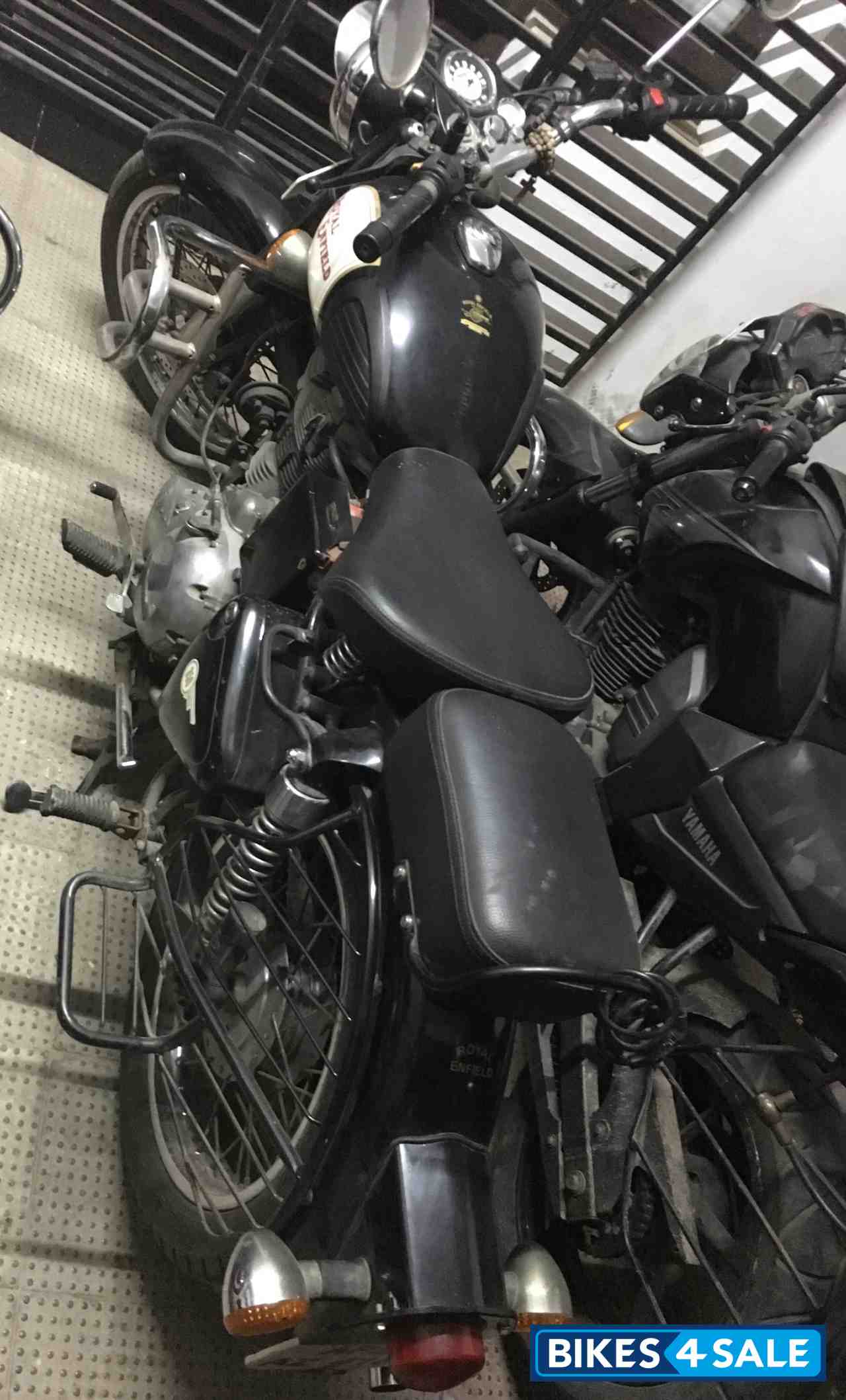 Royal Enfield Classic 350 Royal Enfield Classic 350