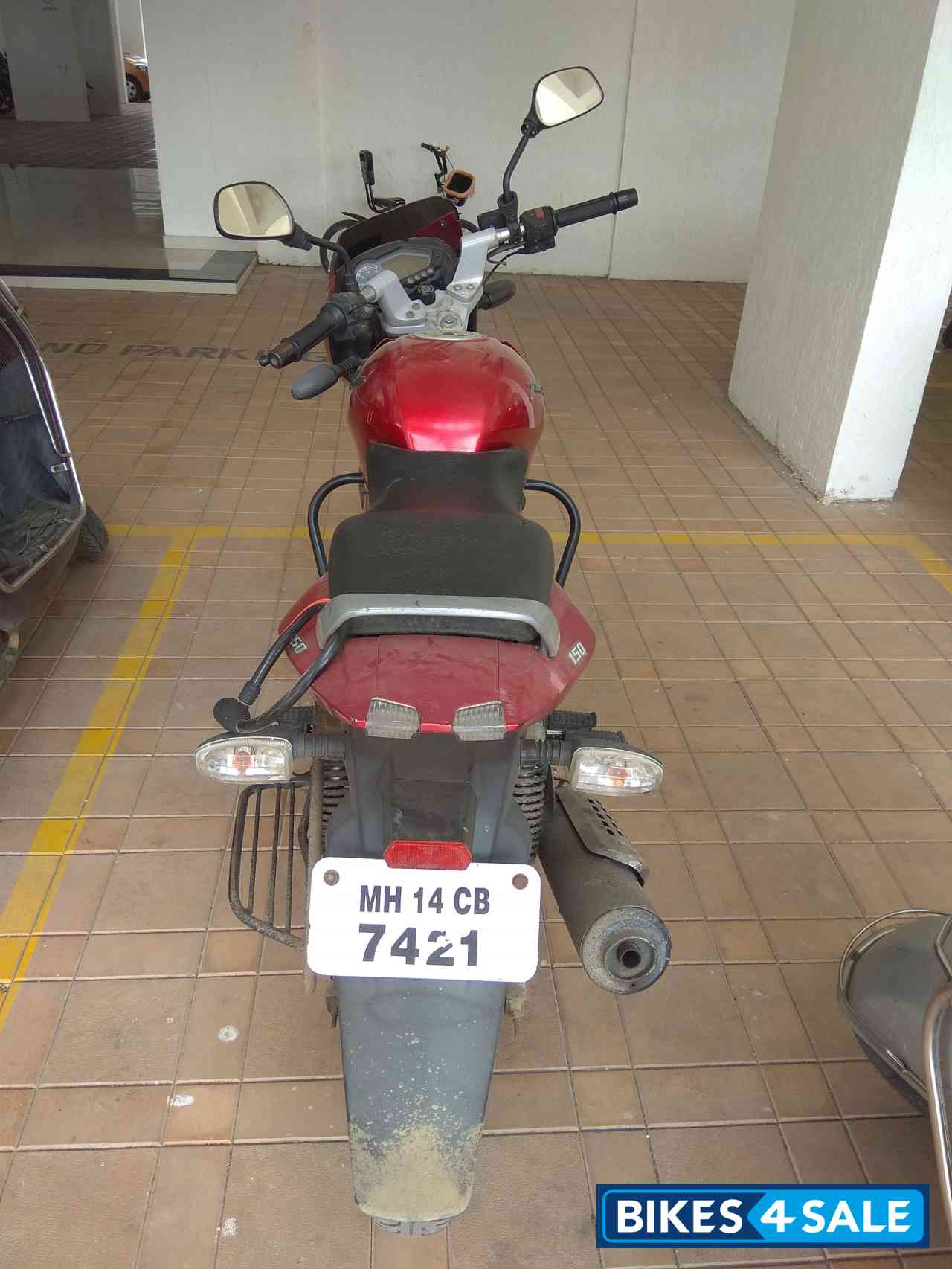 Red Bajaj Pulsar 150 DTSi