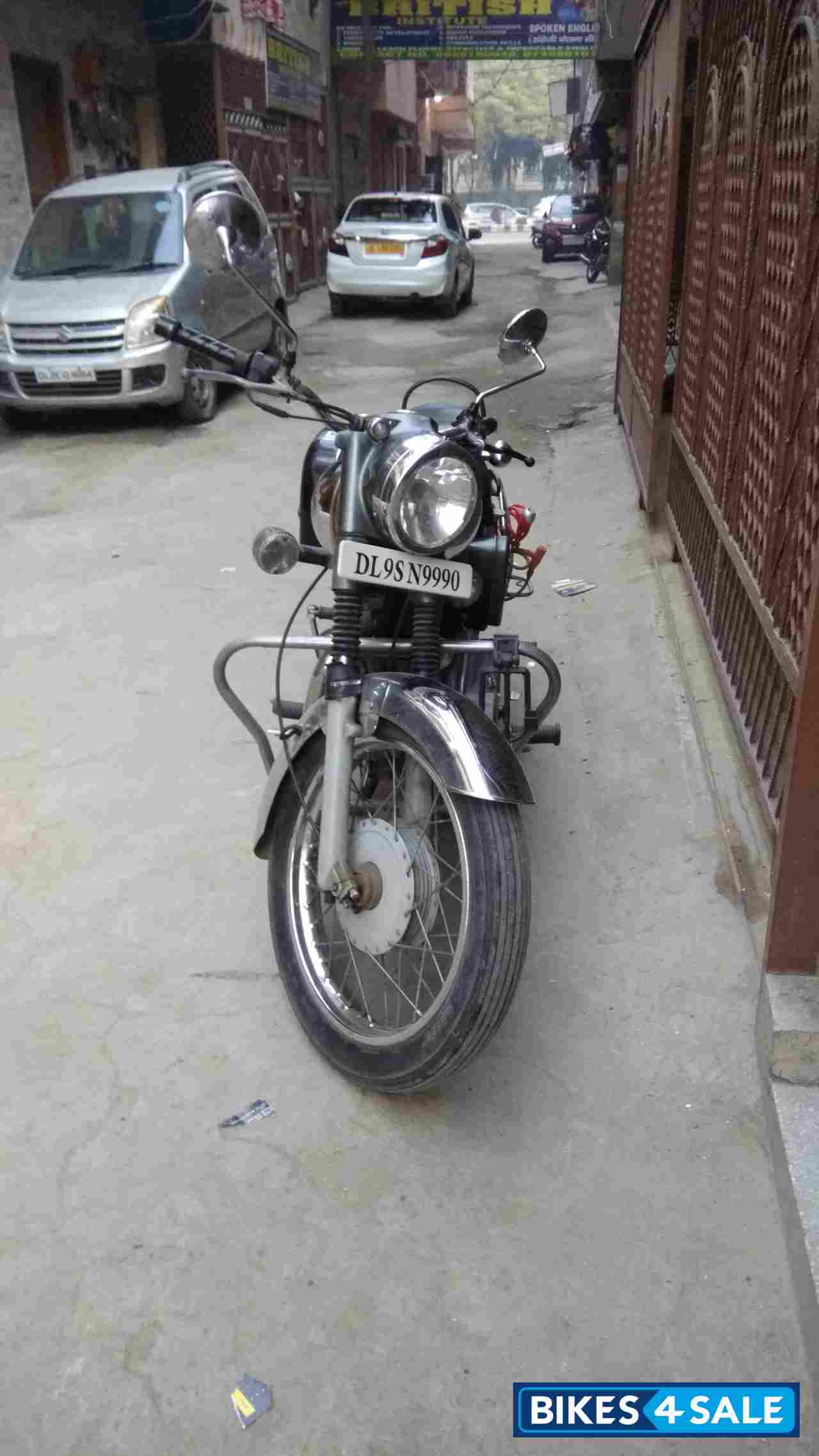 Royal Enfield Bullet Machismo A350