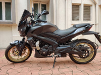Matte Black Bajaj Dominar 400