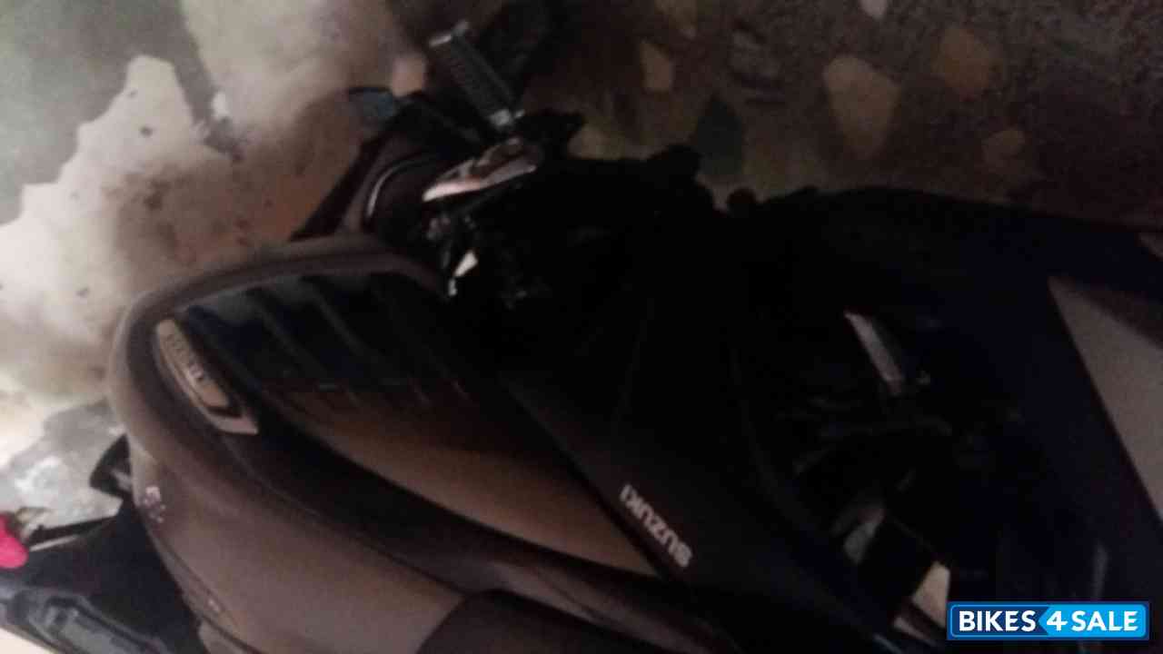 Suzuki Intruder 150 FI