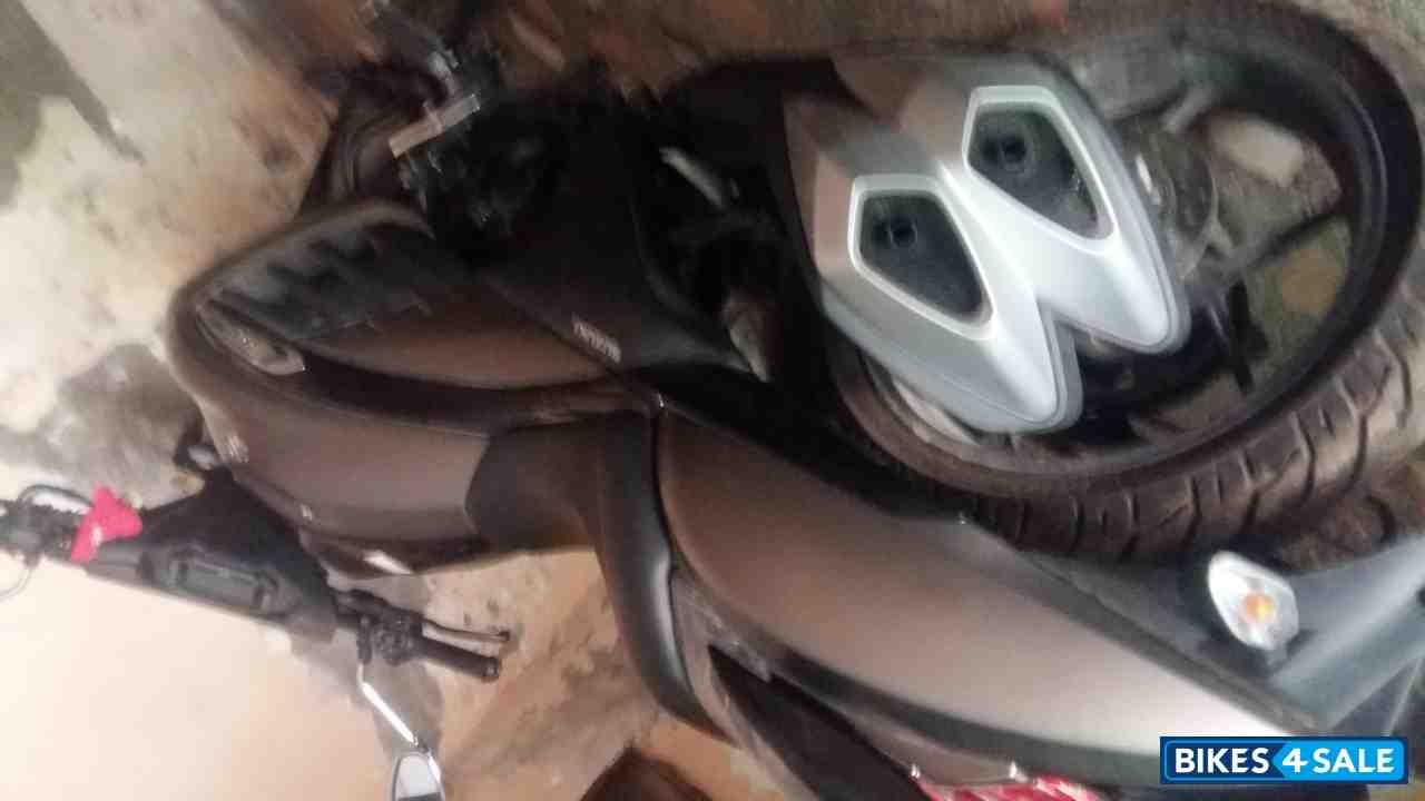 Suzuki Intruder 150 FI