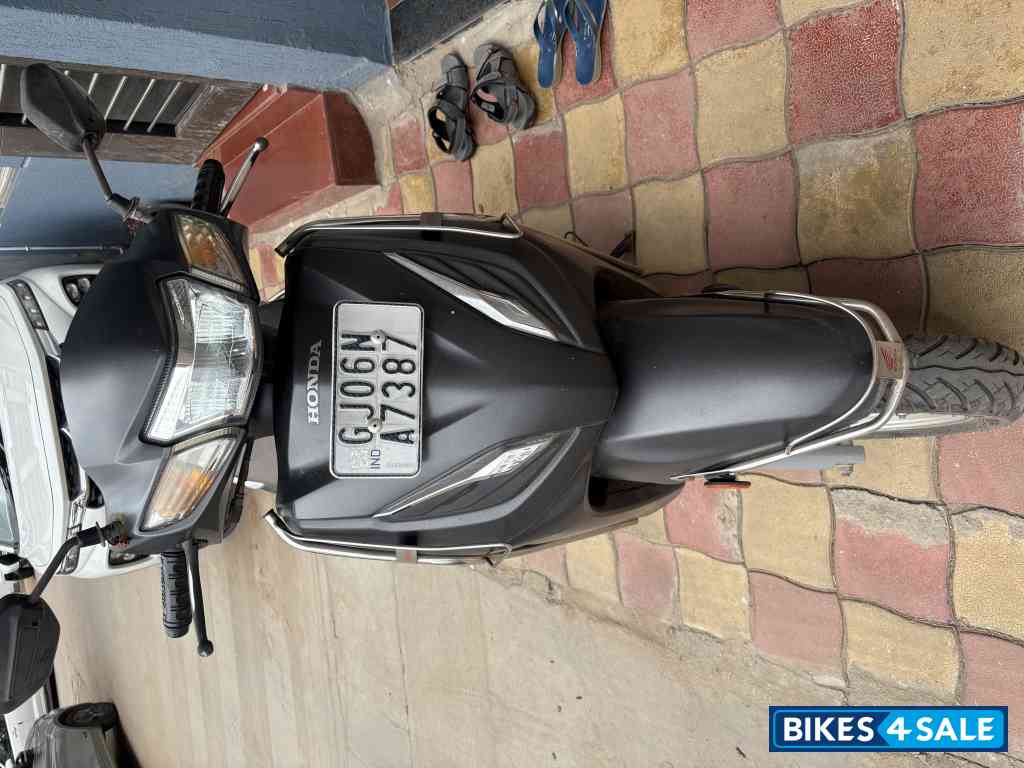 Gray Honda Activa 6G Dlx