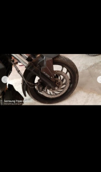 Twilight Plum Bajaj Dominar 400