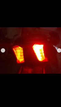 Twilight Plum Bajaj Dominar 400