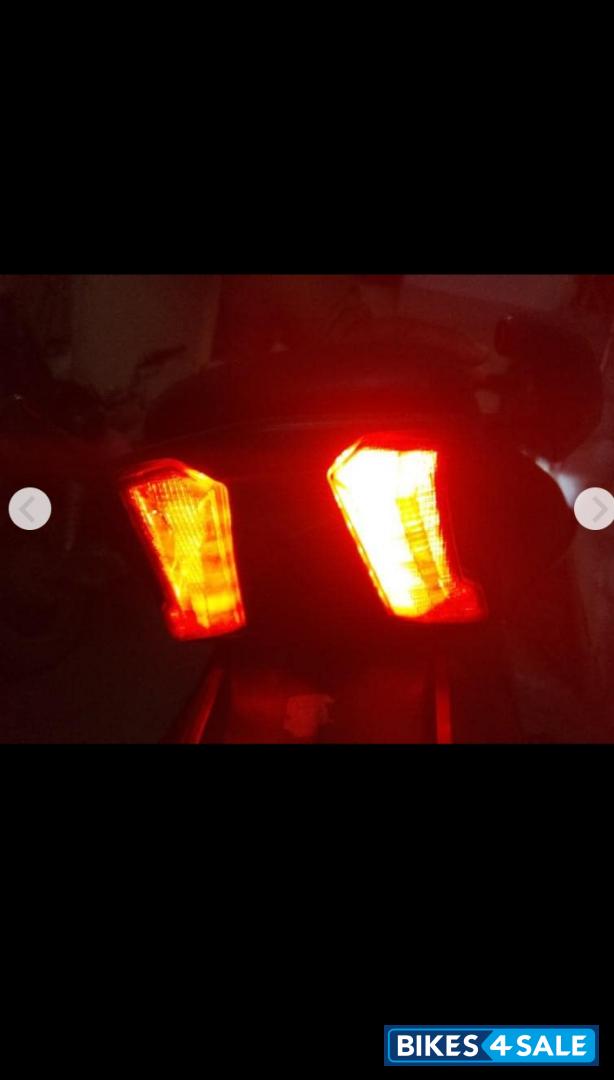 Twilight Plum Bajaj Dominar 400