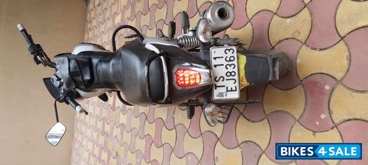 Bajaj V15 Bajaj V15