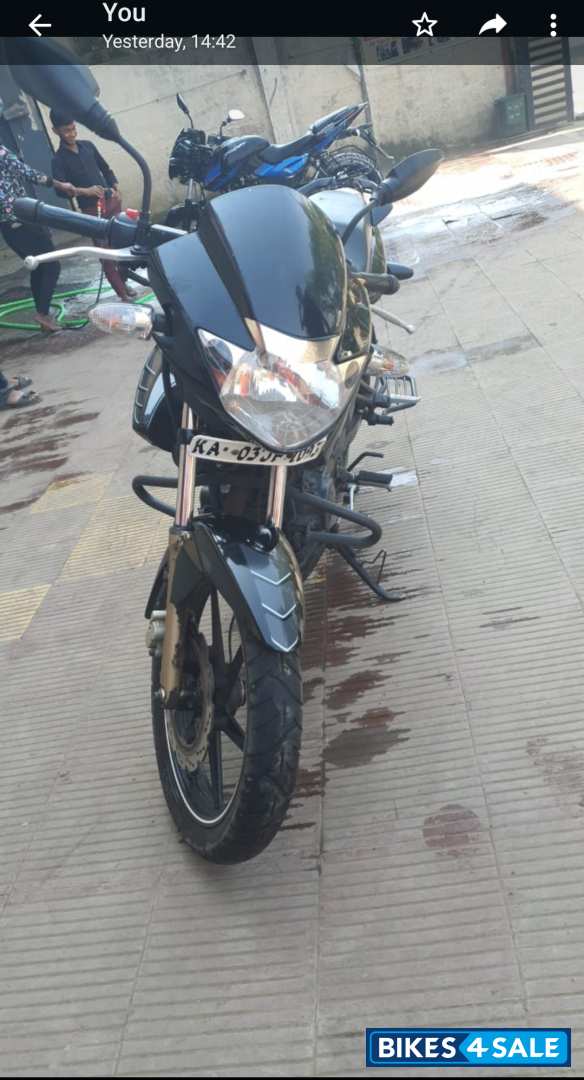 Black TVS Apache RTR 180 Race Edition