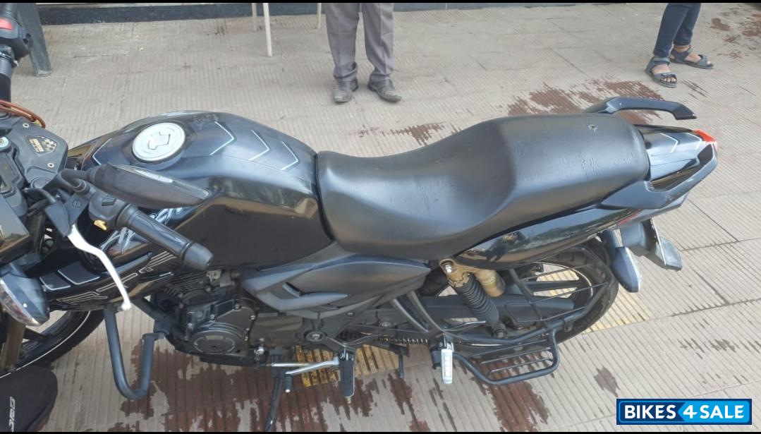 Black TVS Apache RTR 180 Race Edition
