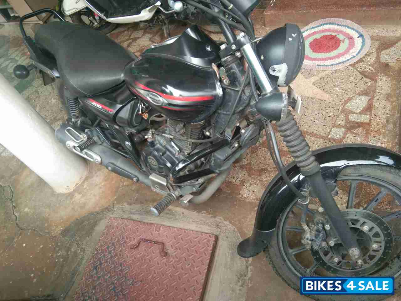Mat Black Bajaj Avenger Street 220 Mat Black Bajaj Avenger Street 220