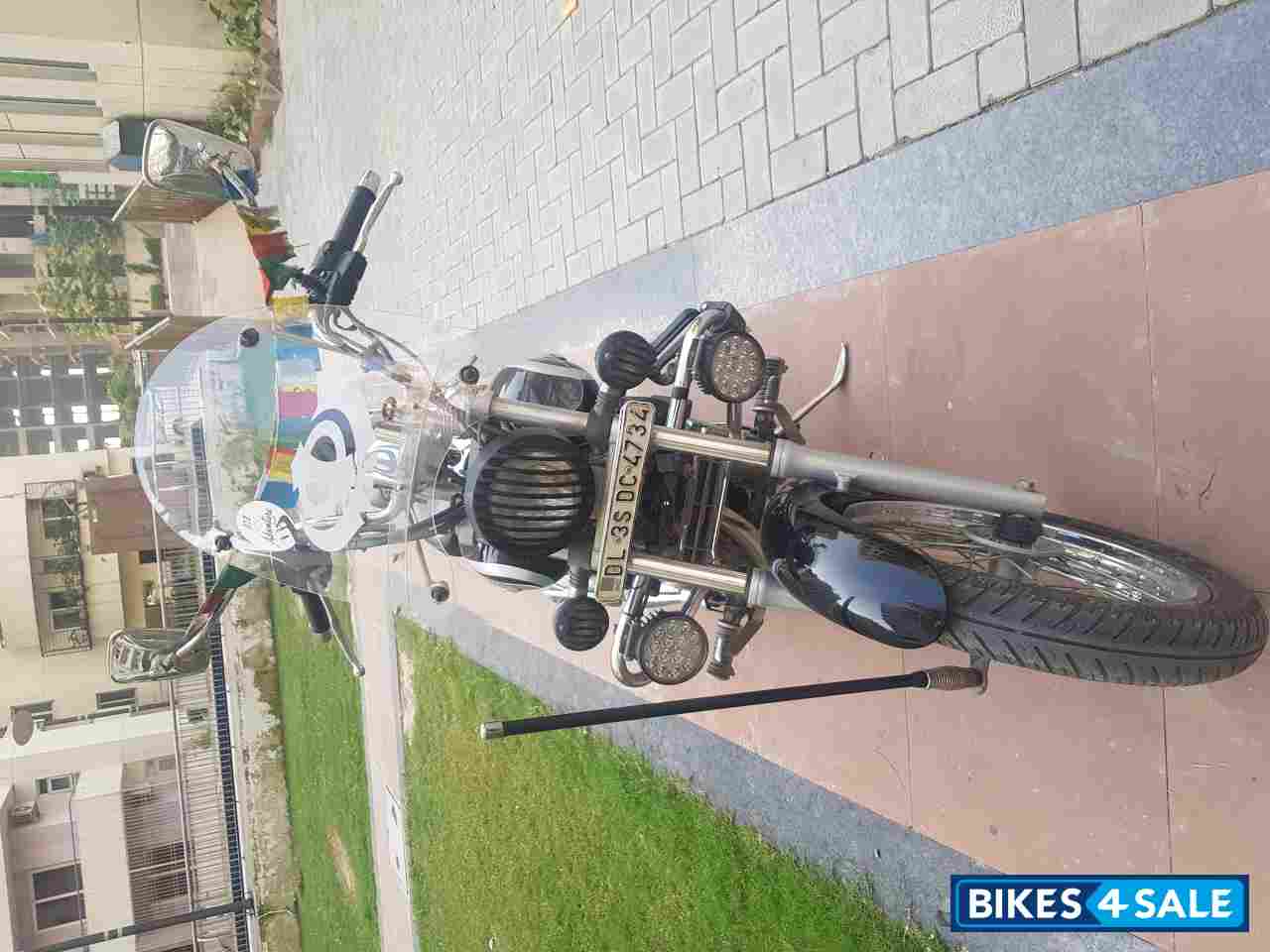 Bajaj Avenger Cruise 220