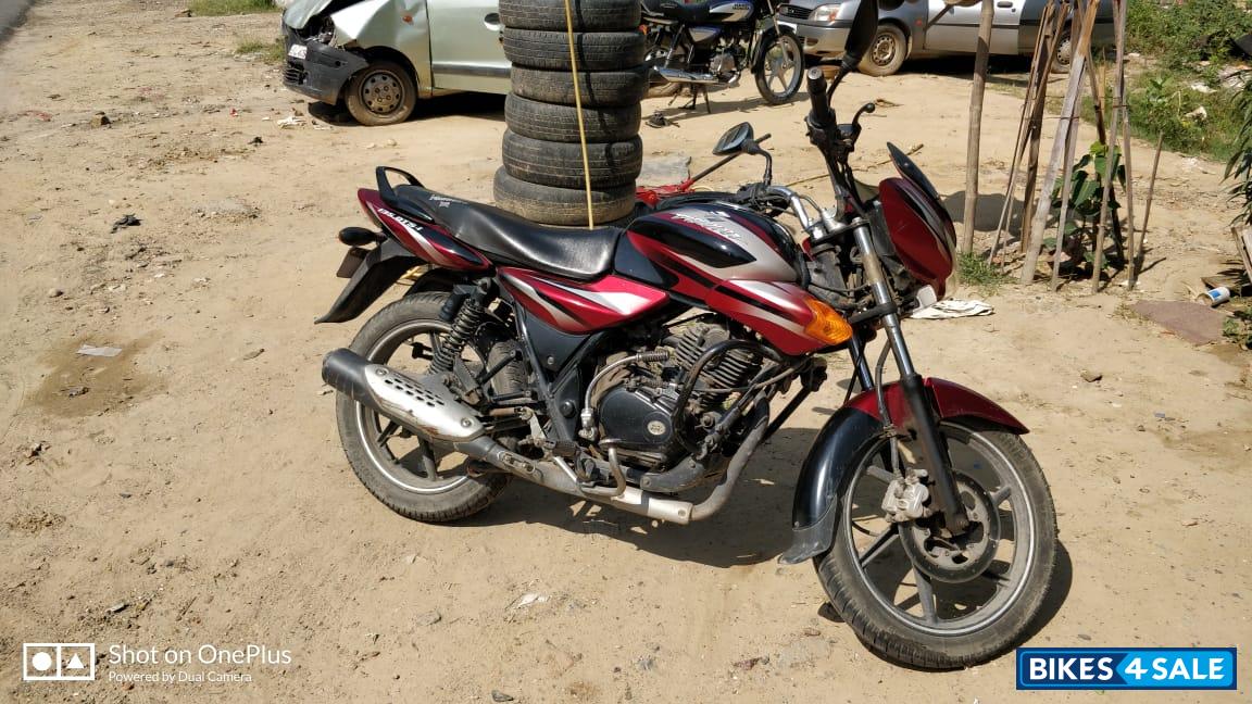 Flame Red Bajaj Discover DTSi 135 Flame Red Bajaj Discover DTSi 135