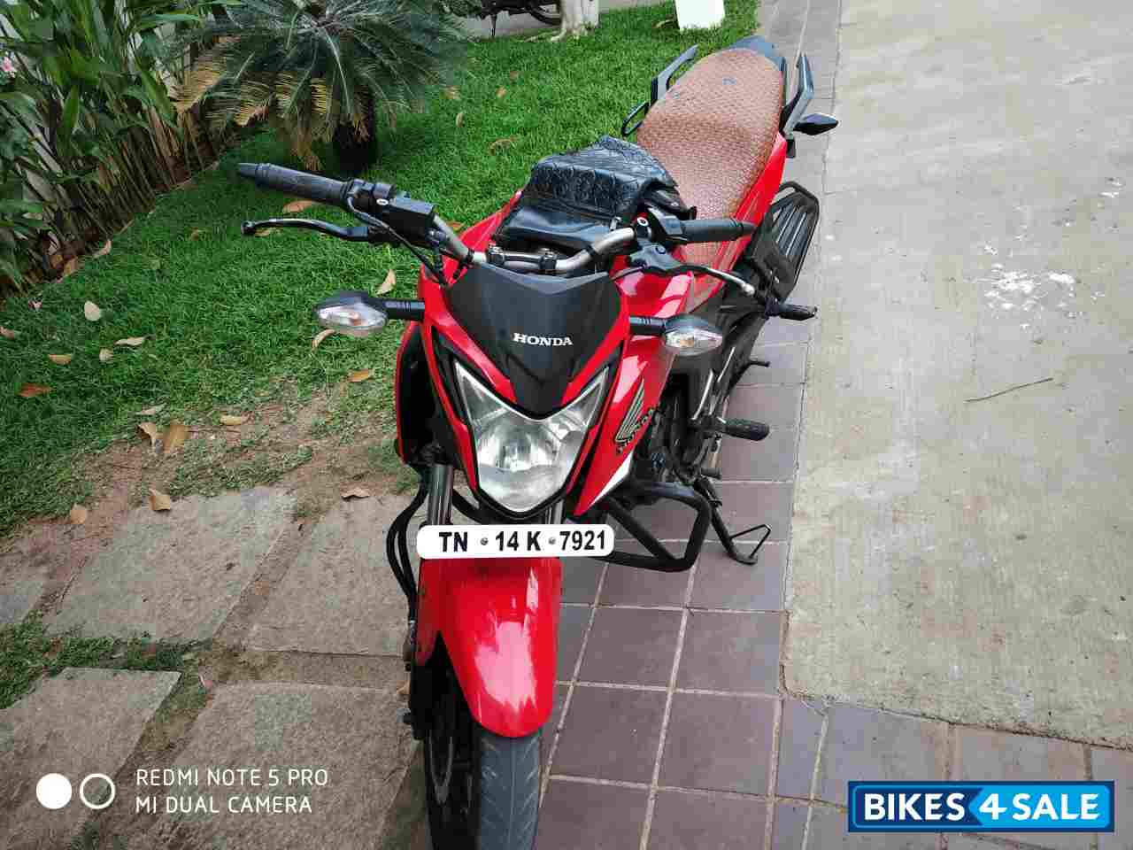 Honda CB Hornet 160R