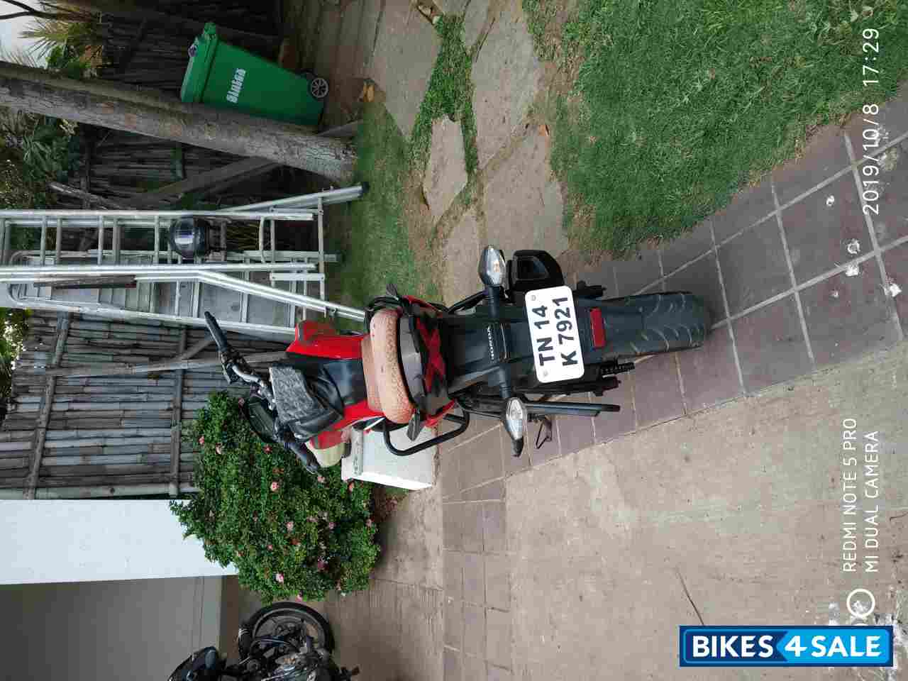 Honda CB Hornet 160R