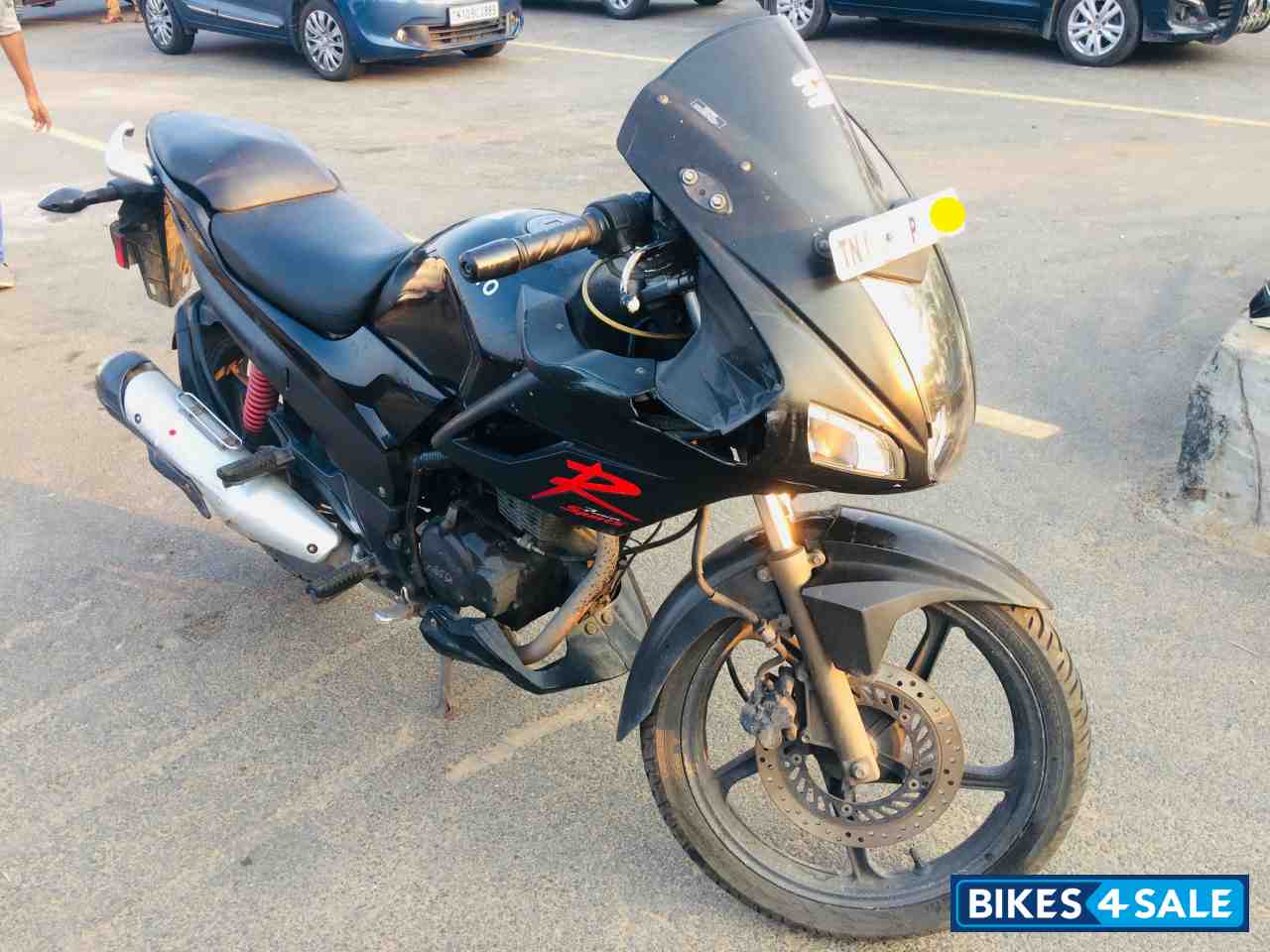 Black Hero Karizma R