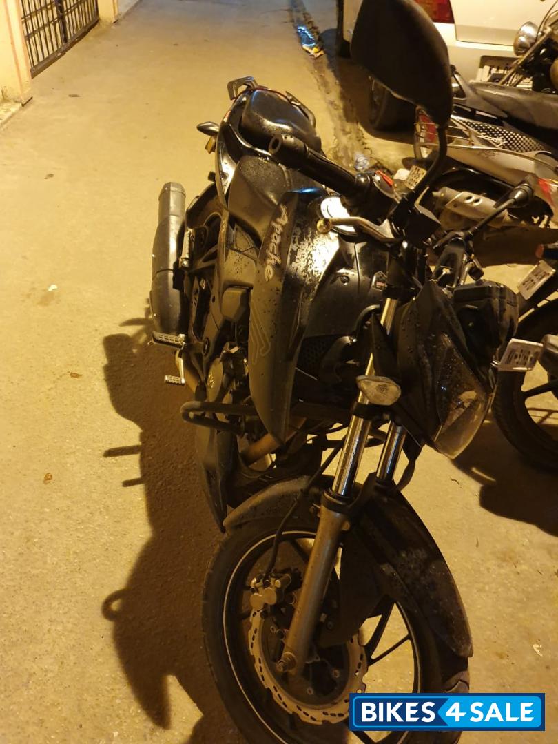TVS Apache RTR 200 4V Race Edition 2.0