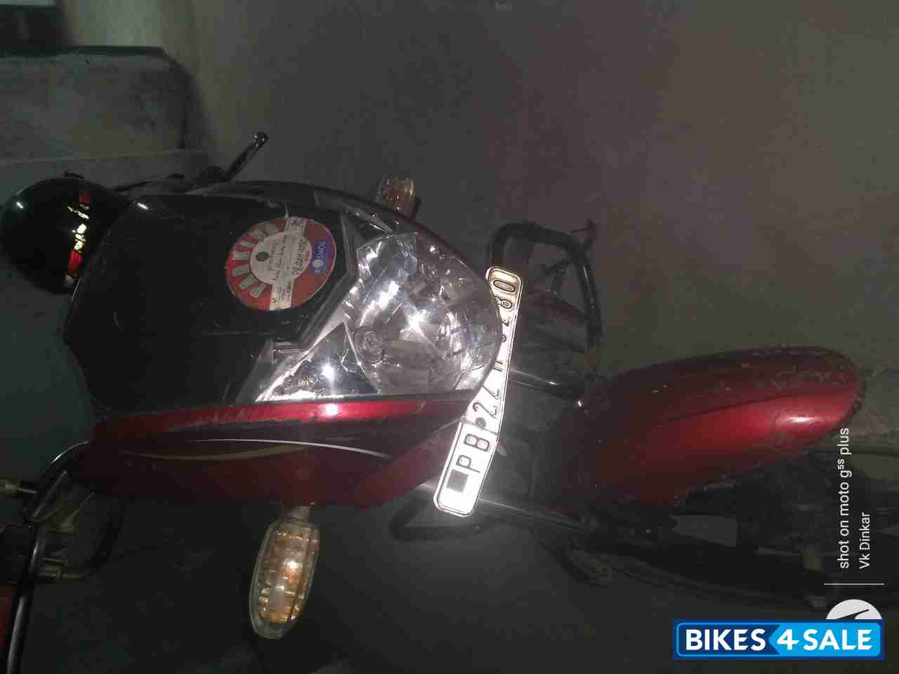 Red Mahindra Centuro