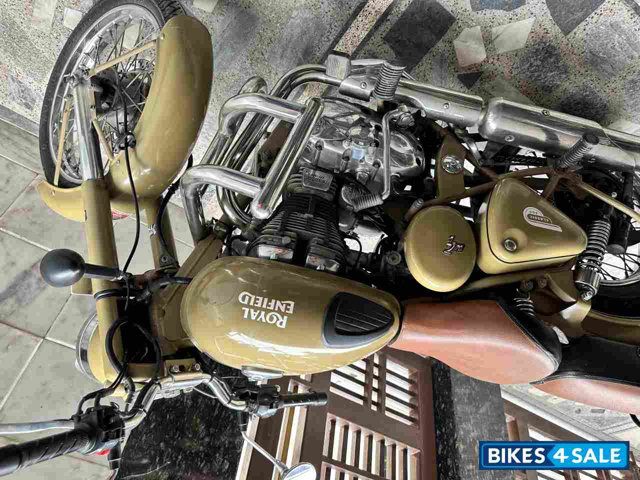 Desert Storm Royal Enfield Classic Desert Storm