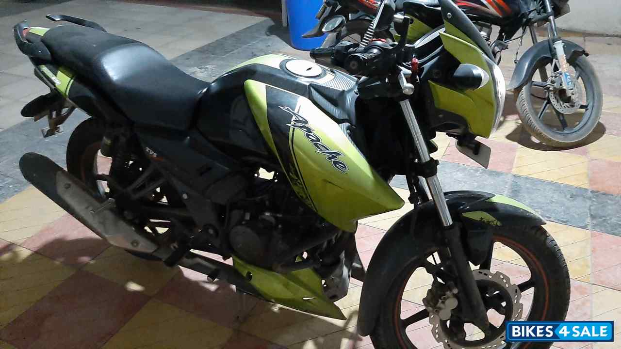 Black And Green TVS Apache RTR 160 Black And Green TVS Apache RTR 160