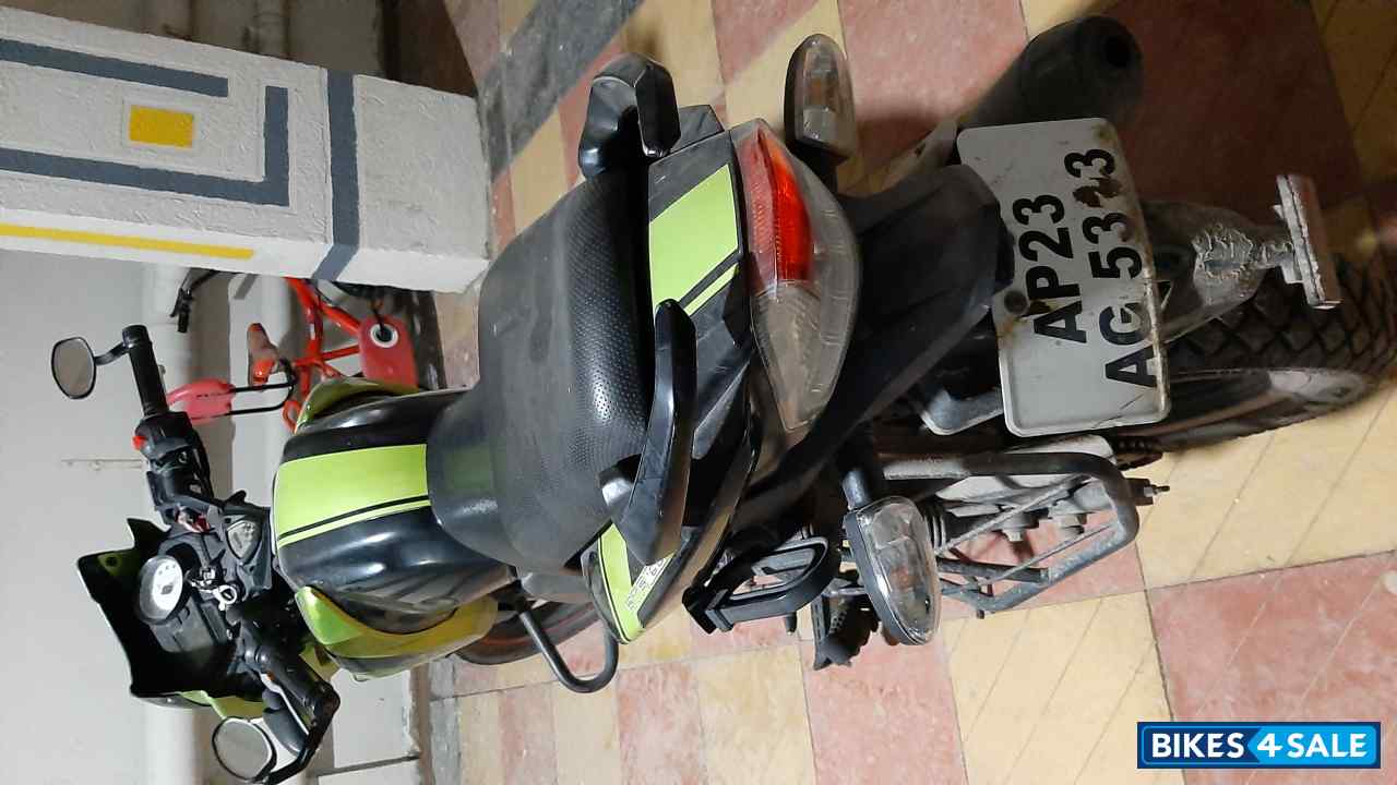 Black And Green TVS Apache RTR 160 Black And Green TVS Apache RTR 160