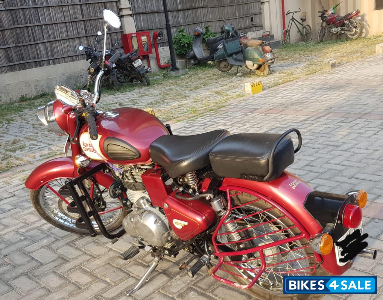 Royal Enfield Classic 350