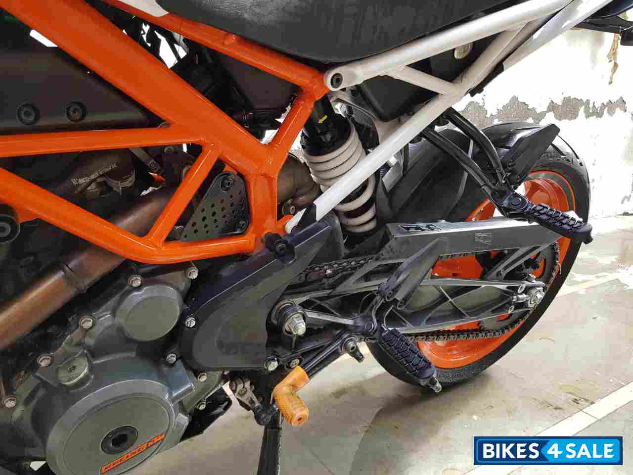 Used 2018 model KTM Duke 390 for sale in Surat. ID 241785 Bikes4Sale