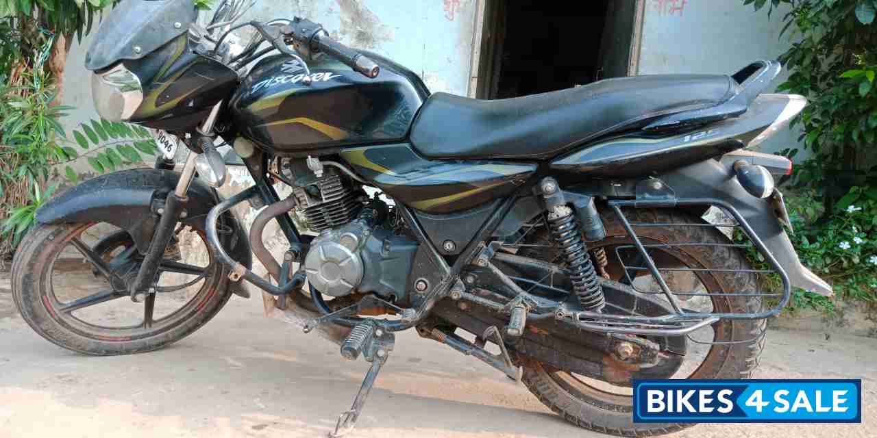 Bajaj Discover DTSi 125