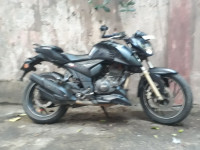 Matt Black TVS Apache RTR 200 4V