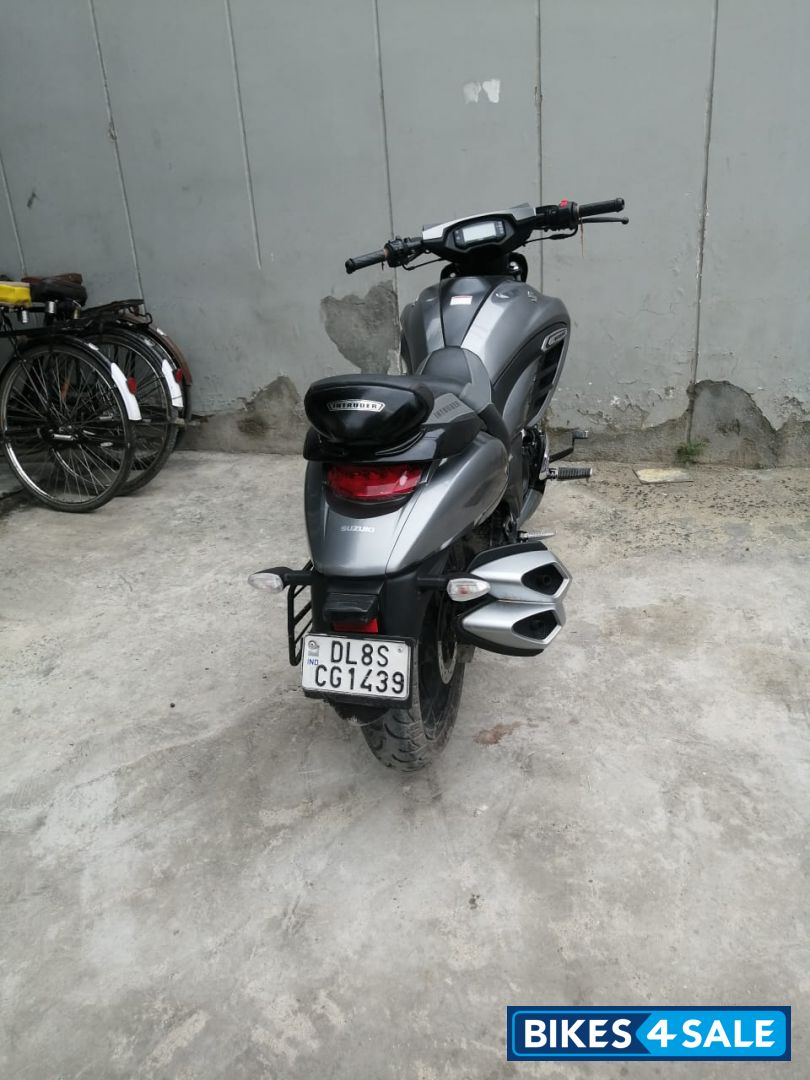 Suzuki Intruder 150