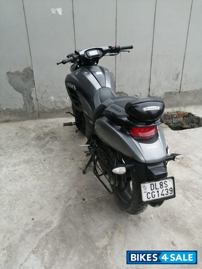 Suzuki Intruder 150