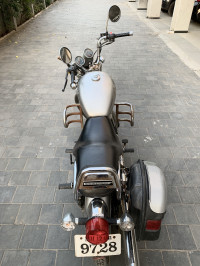 Silver Royal Enfield Thunderbird TwinSpark 350