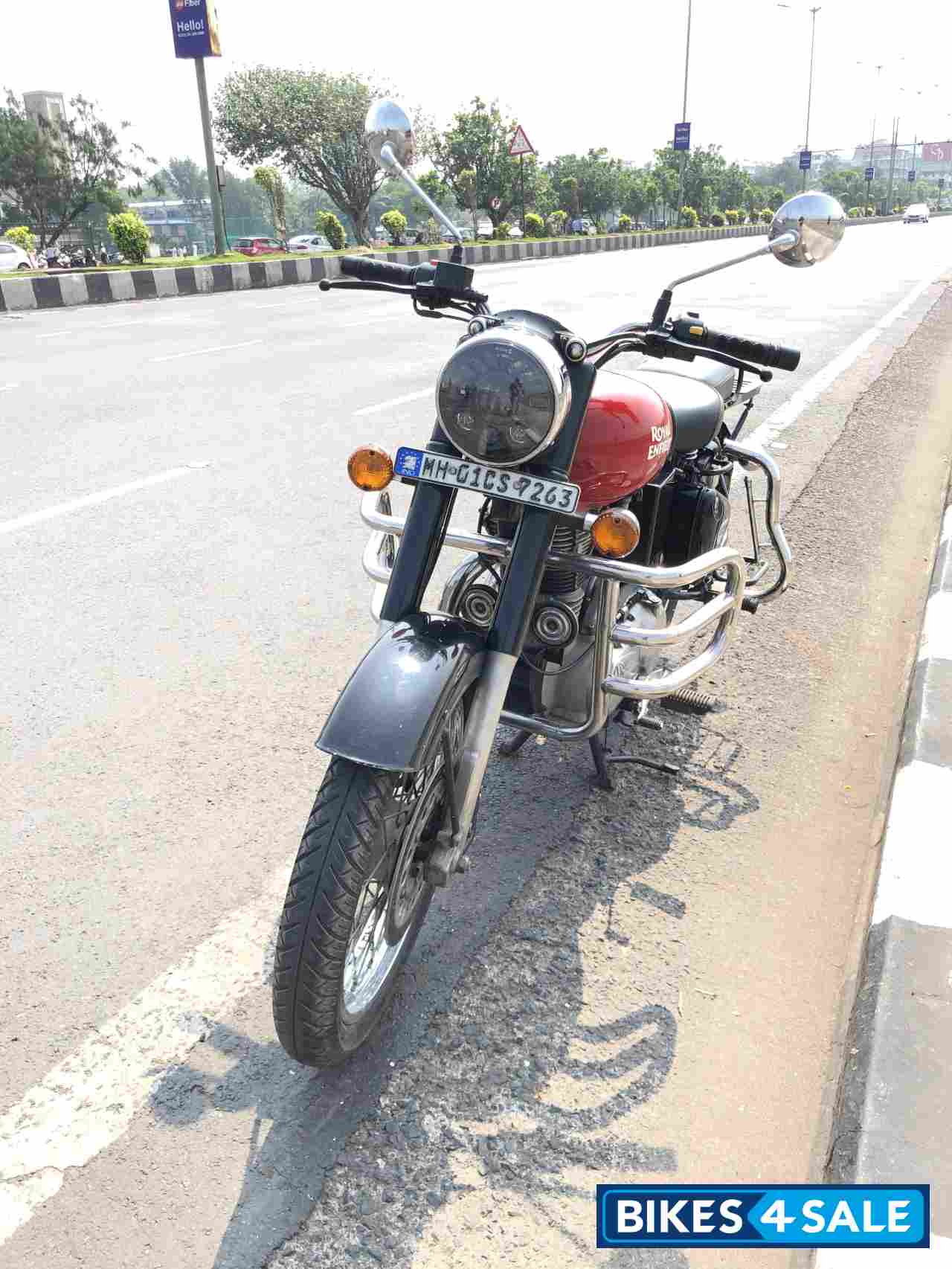 Royal Enfield Classic 350 Redditch Red