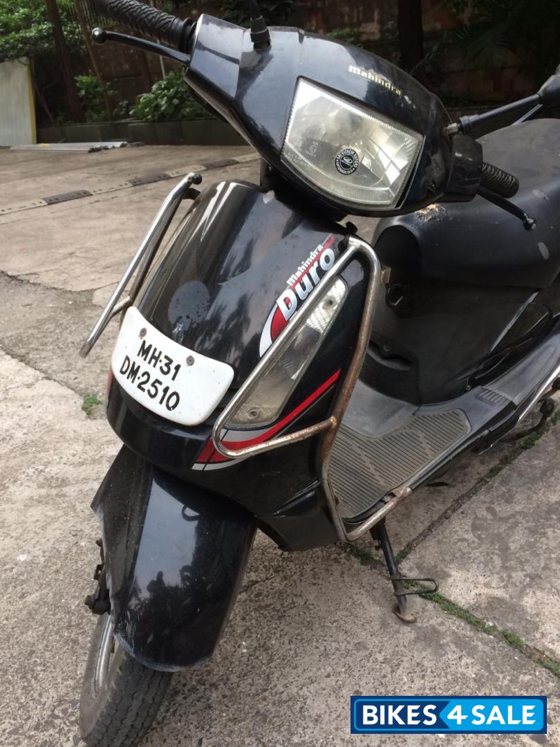 Black Mahindra Duro