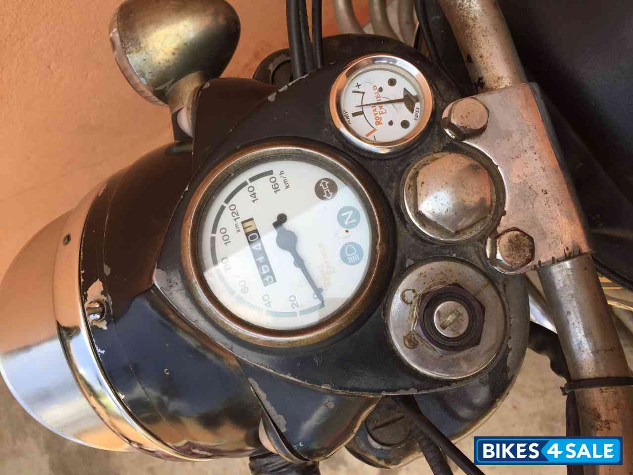 Black Royal Enfield Bullet Standard 350