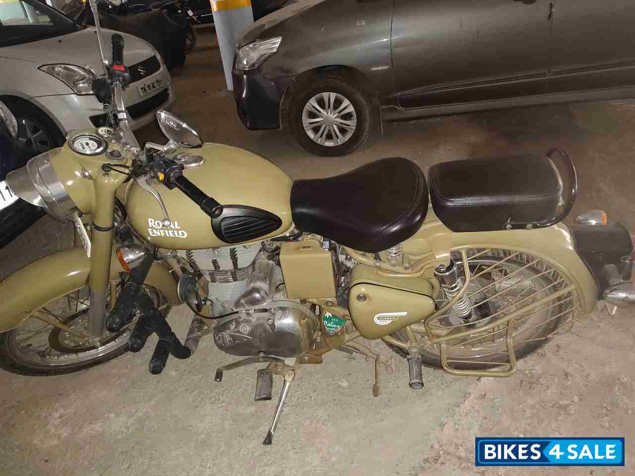 Royal Enfield Classic Desert Storm