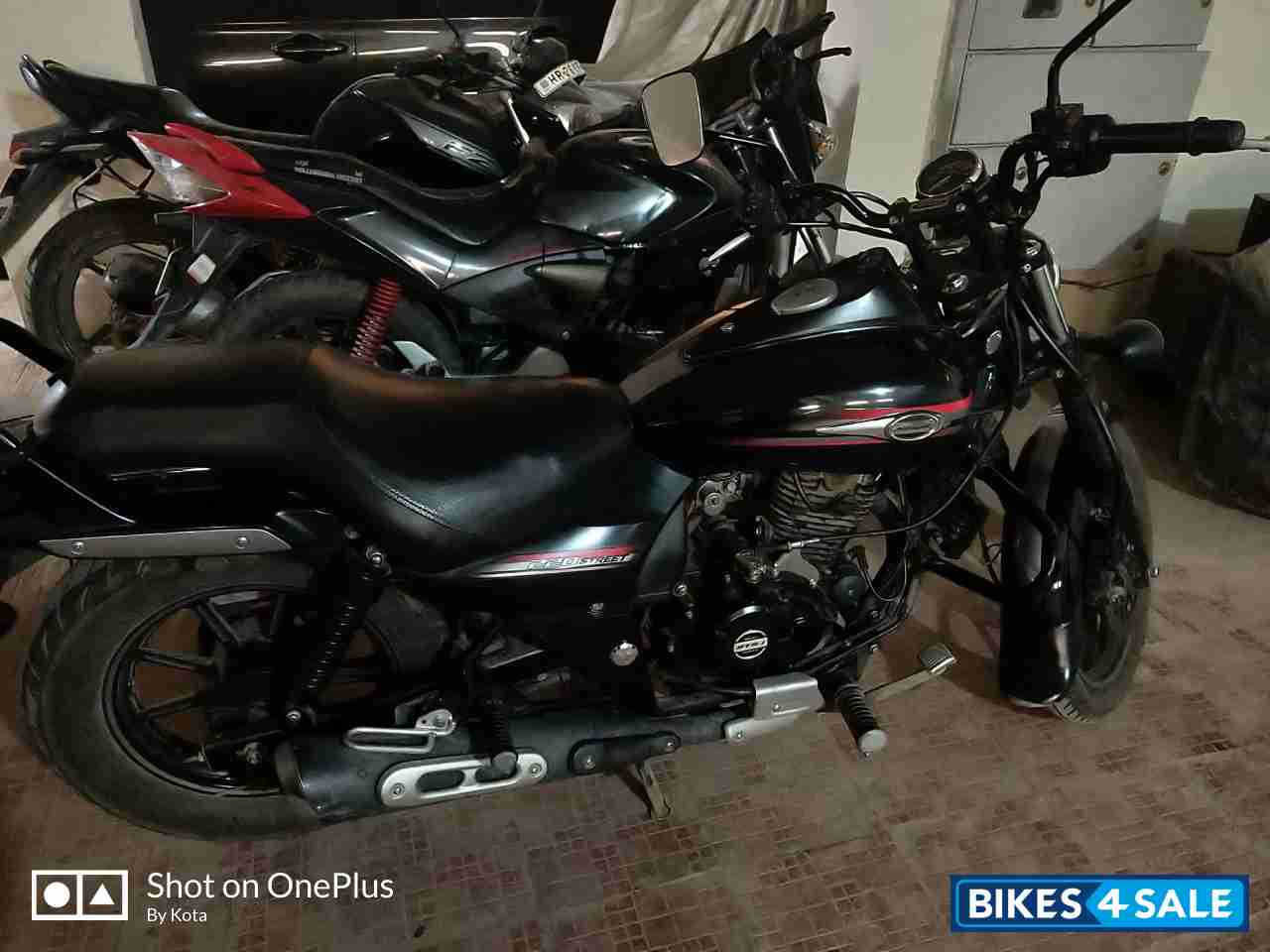 Bajaj Avenger Street 220