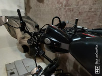 Bajaj Avenger Street 220