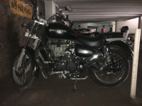 Black Royal Enfield Thunderbird 500