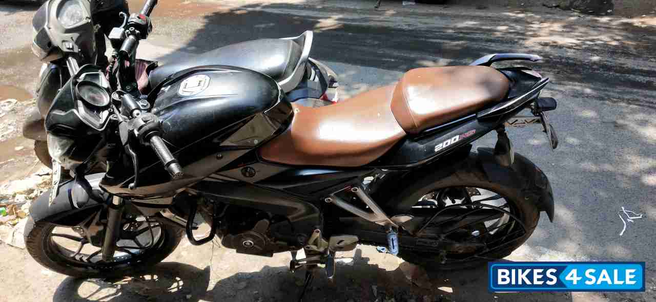 Bajaj Pulsar 200 NS