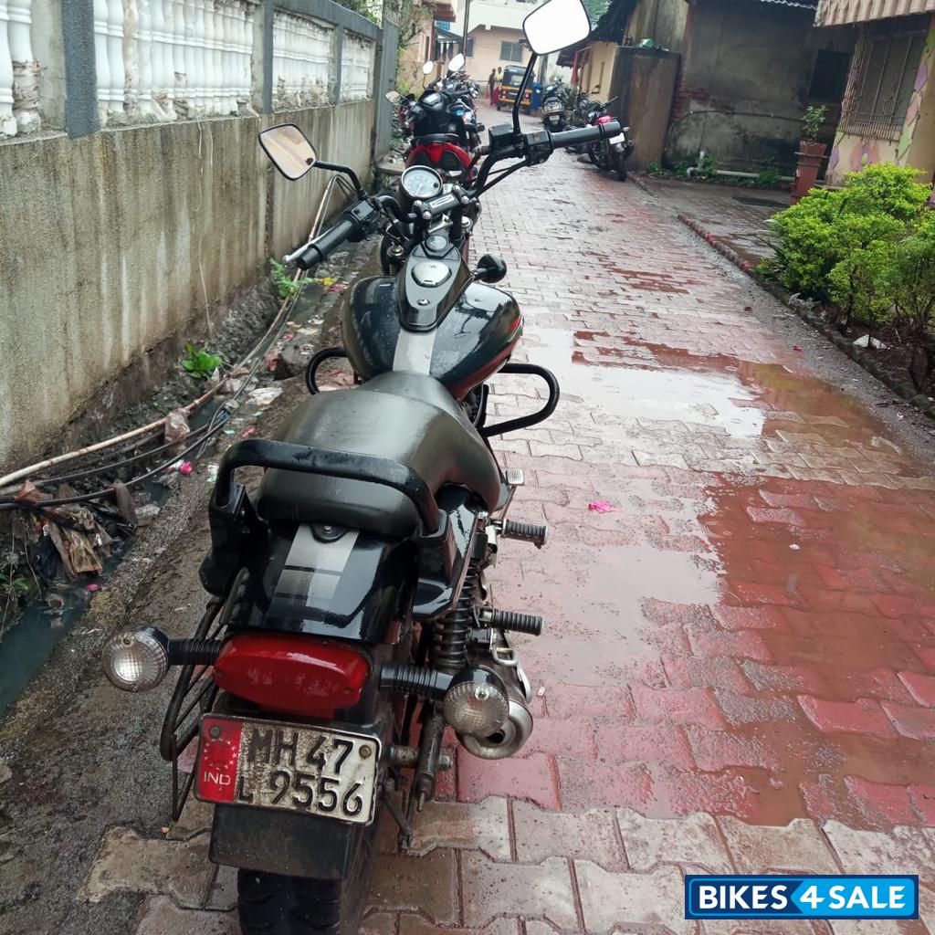Bajaj Avenger Street 220