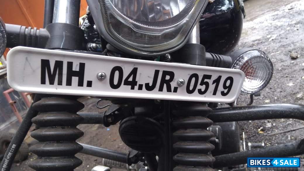Bajaj Avenger 180 DTS-i