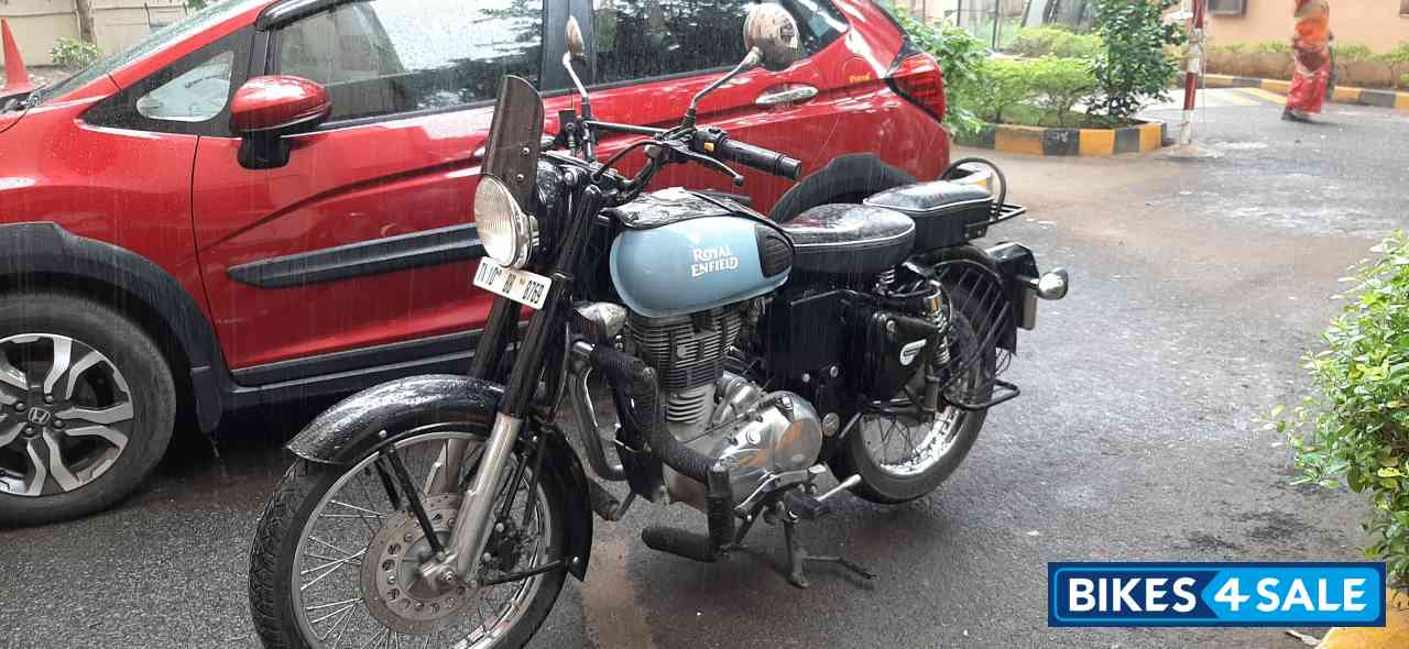 Blue Royal Enfield Classic 350 Redditch Blue