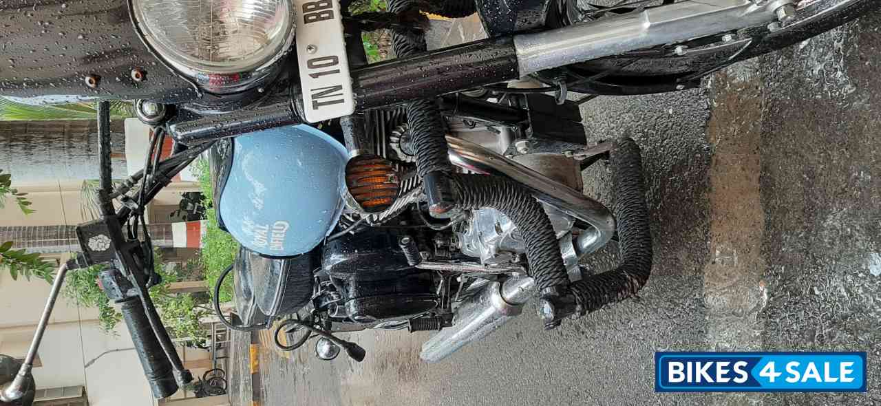 Blue Royal Enfield Classic 350 Redditch Blue