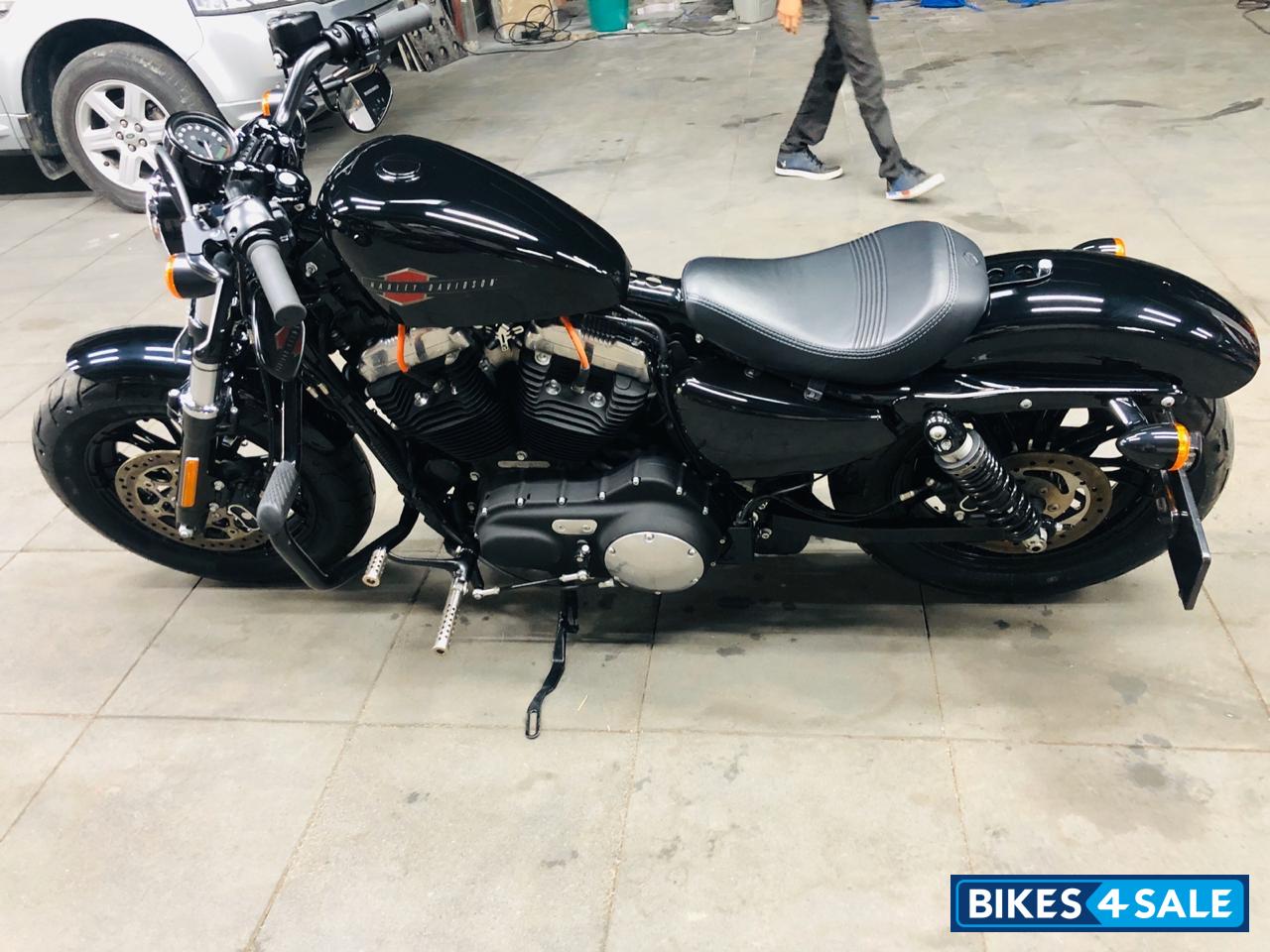 Vivd Black Harley Davidson Forty-Eight Vivd Black Harley Davidson Forty-Eight