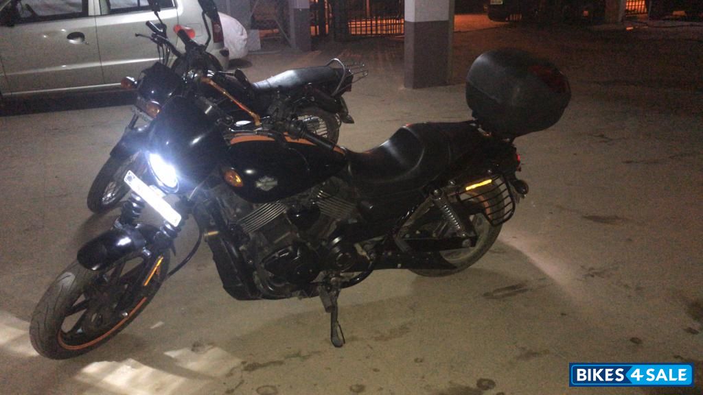 Matt Black Harley Davidson Street 750